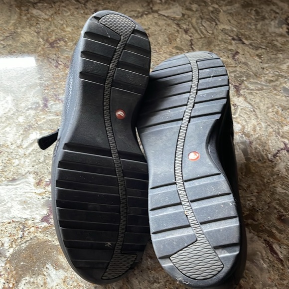 Black Clarks Unstructured Women’s Shoes - Picture 6 of 9